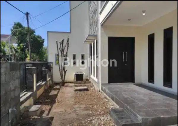 image RUMAH DIJUAL DEKAT RS.DR.RAMELAN  (3)