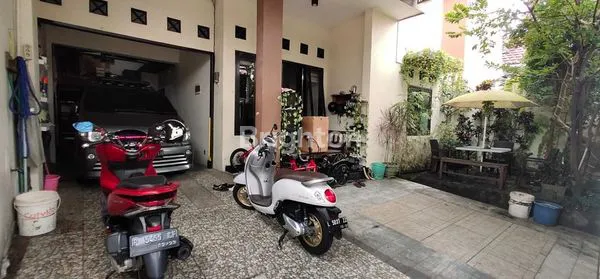 image RUMAH NYAMAN 2 LANTAI DI WIYUNG, LT 180M² (3)