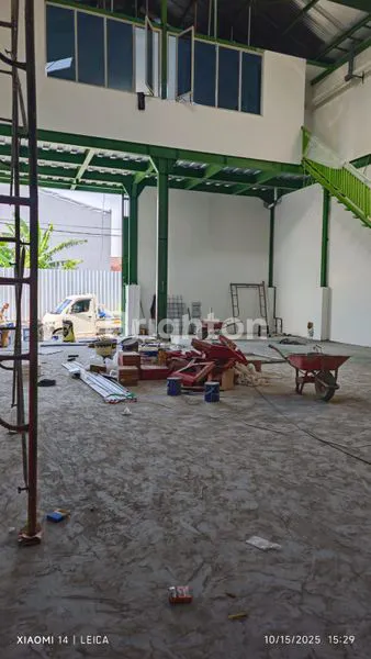 image GUDANG KANTOR 2 LANTAI BARU LOKASI PERGUDANGAN TROPODO (1)
