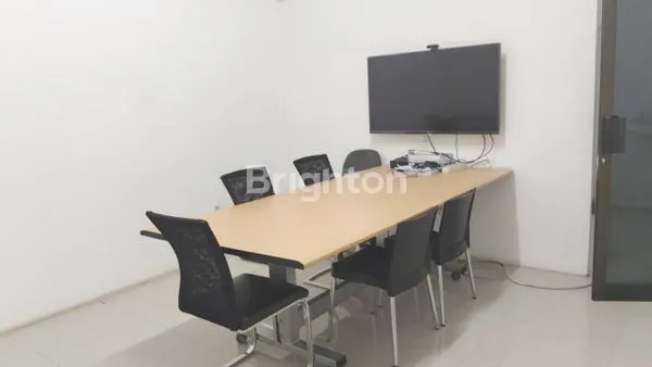 image GEDUNG & KANTOR DI MANYAR (2)