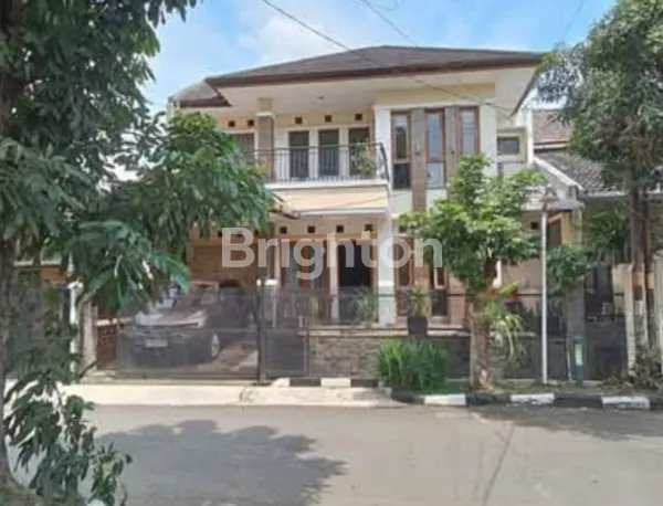 image RUMAH MEWAH (JALAN UTAMA)  DI PERUMAHAN UJUNG BERUNG INDAH – BANDUNG TIMUR  (1)
