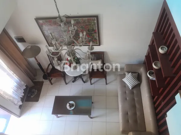 image RUMAH MEWAH (JALAN UTAMA)  DI PERUMAHAN UJUNG BERUNG INDAH – BANDUNG TIMUR  (3)