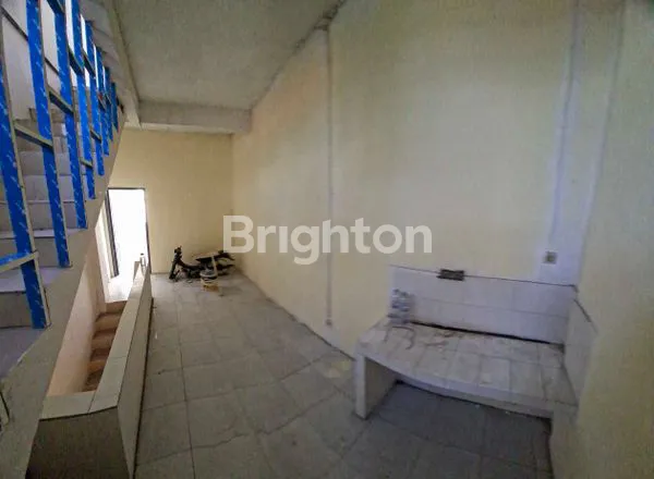 image DISEWAKAN RUKO DI DAERAH STRATEGIS SELALU RAMAI (6)