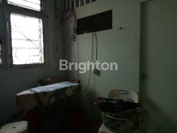 image JUAL CEPAT RUMAH SIAP HUNI DAERAH TANAH SEREAL , TAMBORA-JAKARTA BARAT (4)