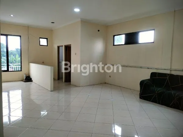 image DIJUAL KANTOR ATAU GUDANG (3)