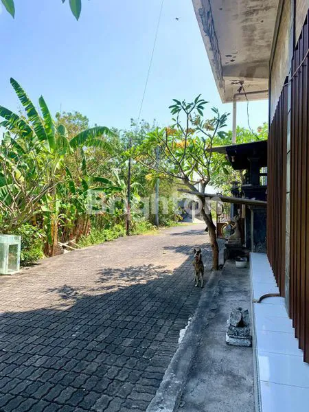 image RUMAH 2 LANTAI DENGAN RUKO DI BAWAH — LOKASI STRATEGIS & SIAP HUNI!\\N (8)