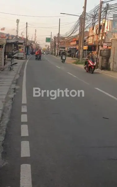 image RUMAH LOKASI STRATEGIS DEKAT TOLL, PASAR, STASIUN, COCOK DISEWAKAN UNTUK SHOWROOM, GUDANG EKSPEDISI, DAPUR CATERING DI BINTARA, BEKASI (8)