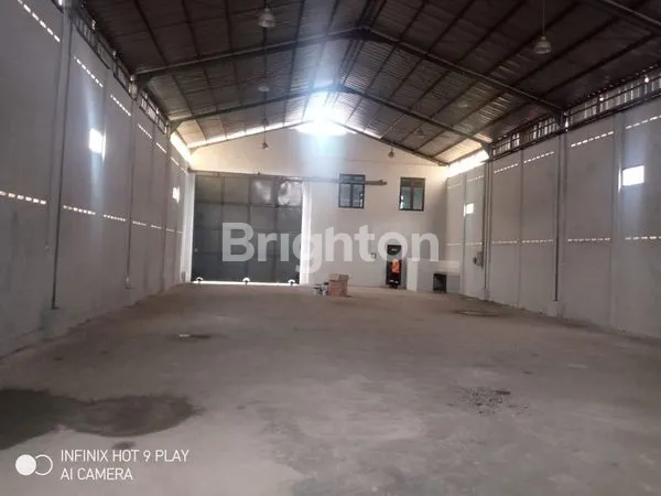 image GUDANG STRATEGIS DI JALAN POROS, DEKAT AKSES TOL — COCOK UNTUK LOGISTIK & DISTRIBUSI  (2)
