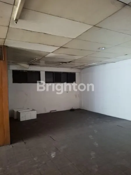 image STRATEGIS! RUKO 2 LT LT 160M² DI GROGOL (8)