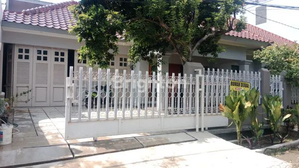 image RUMAH IMPIAN 1 1/4 LANTAI SIAP HUNI DI LOKASI PALING STRATEGIS!,  PERUM CIMANGGU PERMAI, (1)