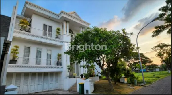 image RUMAH MEWAH 2.5 LANTAI VILLA BUKIT REGENCY PAKUWON INDAH-SURABAYA (7)