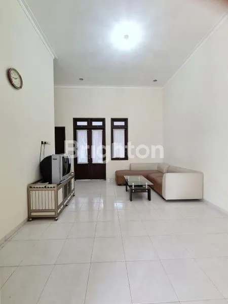 image RUMAH BAGUS MINIMALIS FURNISH DISEWAKAN MURAH DI SOEHAT MALANG (1)