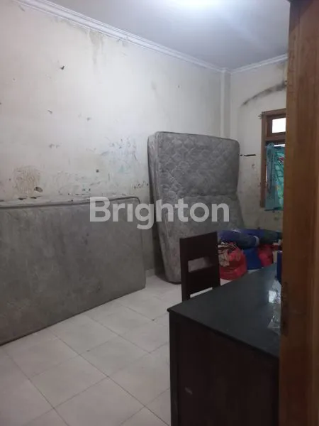 image RUMAH 2 LANTAI DI JALAN ANGSANA, DURI KEPA, KEBON JERUK - JAKARTA BARAT (5)