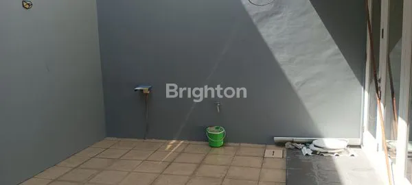 image RUMAH MODERN MINIMALIS LEBAR 8 2 LANTAI (4)