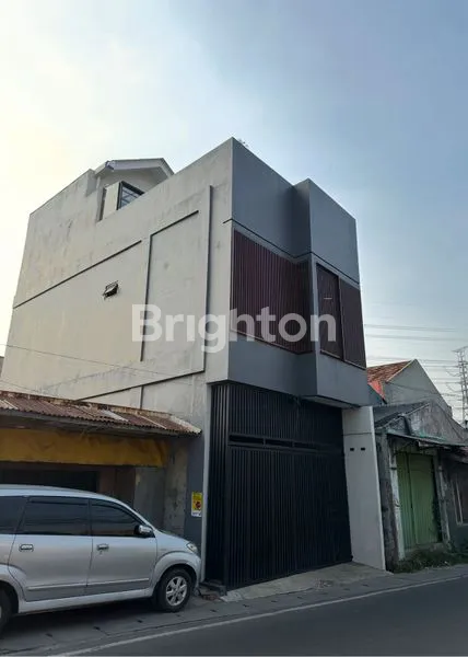 image JUAL RUMAH BARU PINGGIR JALAN (1)