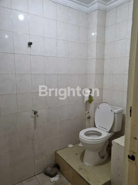 image RUKO 3 LANTAI STRATEGIS DI BOULEVARD KELAPA GADING (4)