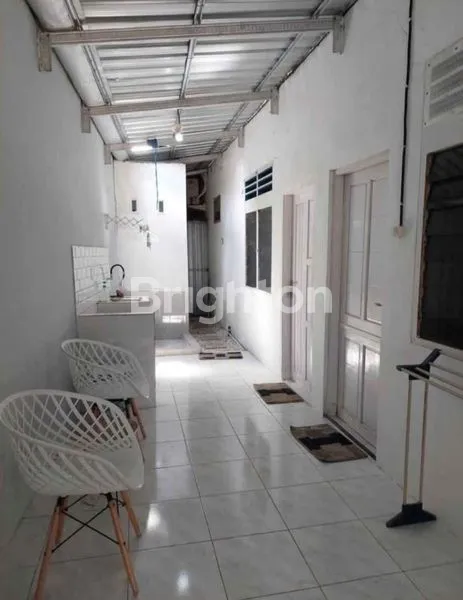 image RUMAH LUAS 256M² DI JL SUNU, STRATEGIS (4)