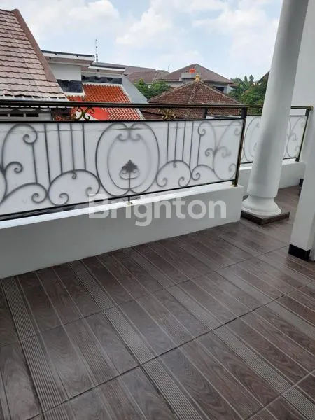 image RUMAH JAGAKARSA APIK SEMI FURNIS (6)