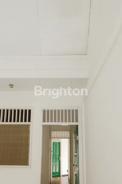 image \UD83C\UDFE1 RUMAH MEWAH 2 LANTAI DI KEBAYORAN LAMA – JAKARTA SELATAN (2)