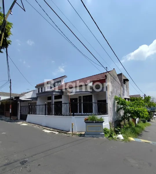 image RUMAH HOOK 158M² DEKAT UNM & BRAWIJAYA (1)