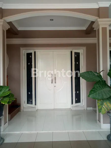 image RUMAH 2 LANTAI LT.200 DI BANJAR WIJAYA  (1)