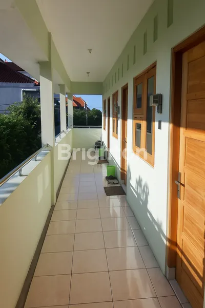 image DIJUAL RUMAH KOST AKTIF FULL PENGHUNI INCL. FURNITURE DI BELAKANG HOTEL THE SUNAN, KERTEN LAWEYAN! (4)