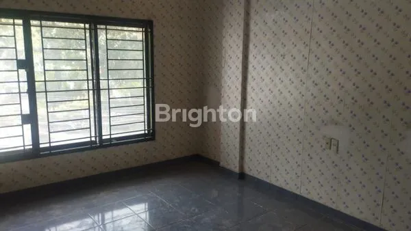 image JUAL RUKO STRATEGIS JALAN KRAKATAU  (6)