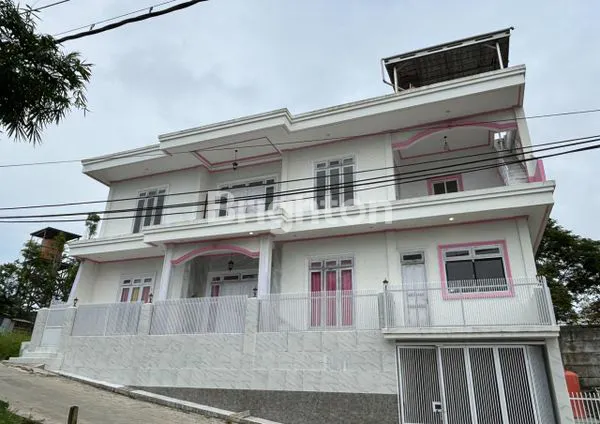 image RUMAH CANTIK,BARU DIBANGUN.LOKASI SANGAT STRATEGIS (1)