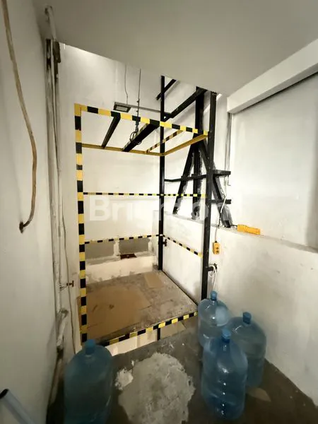 image RUKO PLUIT MAS HOEK SIAP PAKAI BISA UNTUK INVESTASI COCOK USAHA BAKERY DAN RETAIL, SUDAH ADA PENYEWA MUARA KARANG JAKARTA UTARA JEMBATAN TIGA RAYA PLUIT RAYA (8)