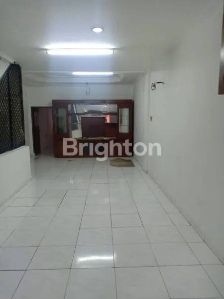 image RUKO 3 LANTAI SIAP HUNI DI BANDENGAN JAKARTA UTARA (3)