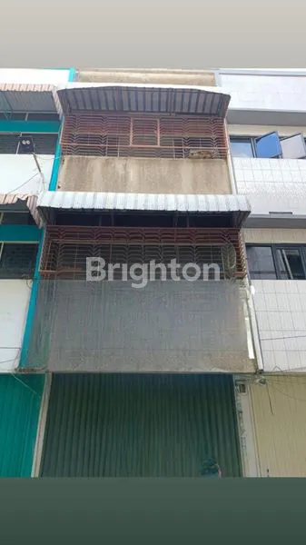 RUKO 3 LANTAI SIAP HUNI DI BANDENGAN JAKARTA UTARA