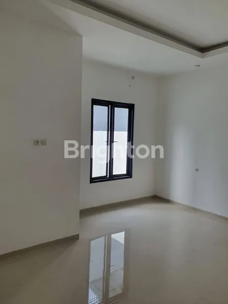 image NEW MINIMALIS NIRWANA EKSEKUTIF SIAP HUNI DEKAT RAYA MERR (4)