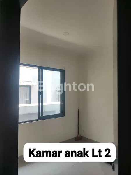 image DISEWAKAN  RUMAH 3KT SIAP HUNI DI CLUSTER BARONI, SUMMARECON GADING SERPONG (7)