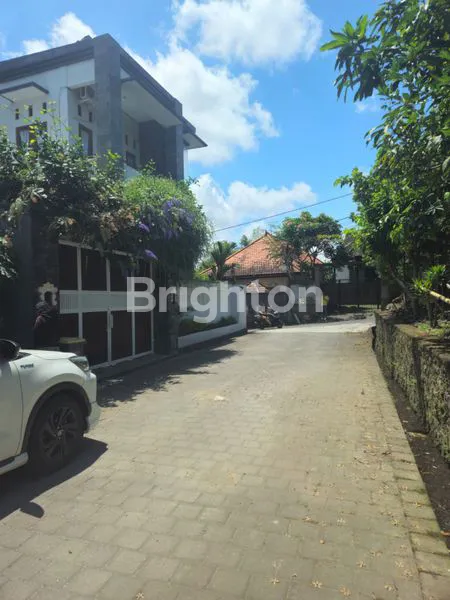 image VILLA MEWAH 4KT KOLAM RENANG & ROOFTOP (3)