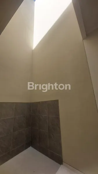 image NEW WISMA MUKTI KLAMPIS ANOM DEKAT MANYAR SUKOLILO NGINDEN NEW MODERN MINIMALIS (6)