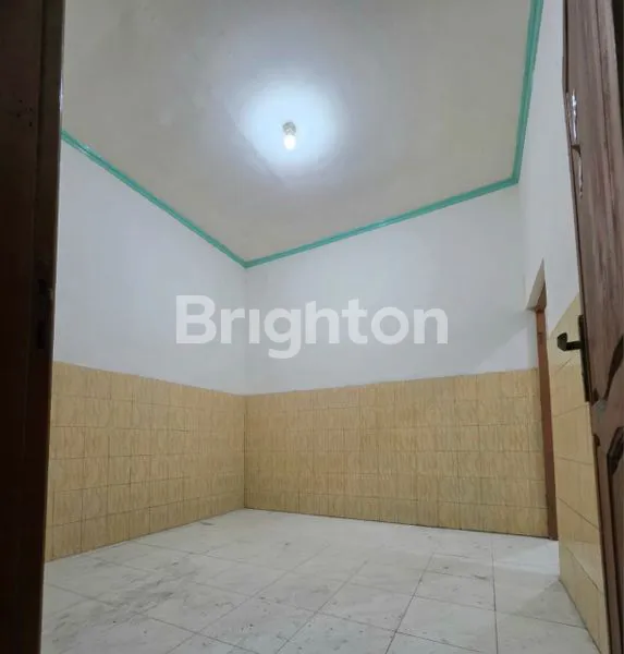 image RUMAH TINGGAL DI PUSAT KOTA SURABAYA (5)