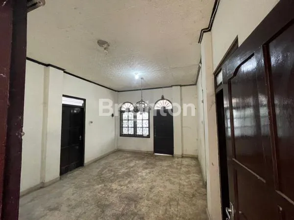 image PRAWIROTAMAN MALIOBORO KAMPUNG BULE RUMAH USAHA (6)