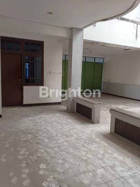 image RUMAH HOOK SIAP HUNI LT 555M² LOKASI PREMIUM (4)