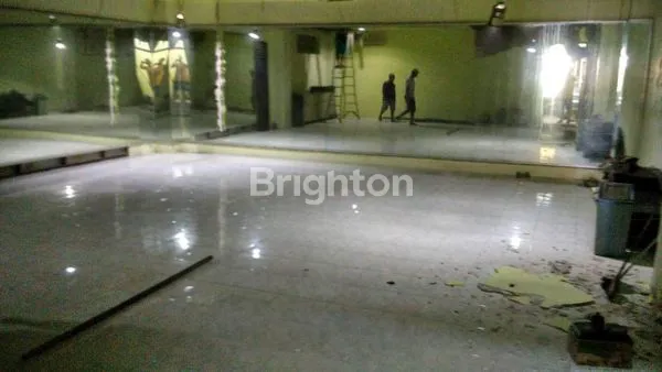 image RUKO 3 LANTAI + SARANG WALET DI MADIUN (3)