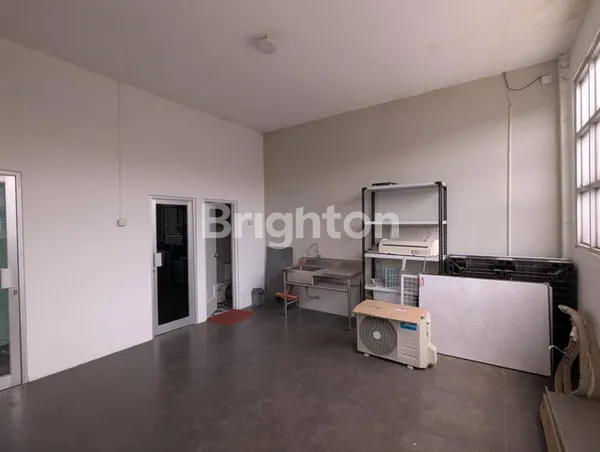 image GUDANG RITZGATE BAGUS SIAP PAKAI STRATEGIS DEKAT TOL WARU  (5)