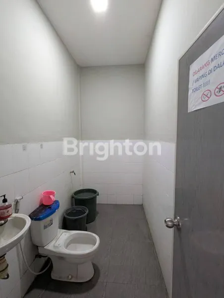 image GUDANG RITZGATE BAGUS SIAP PAKAI STRATEGIS DEKAT TOL WARU  (6)