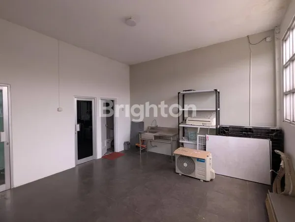 image GUDANG RITZGATE BAGUS SIAP PAKAI STRATEGIS DEKAT TOL WARU  (3)