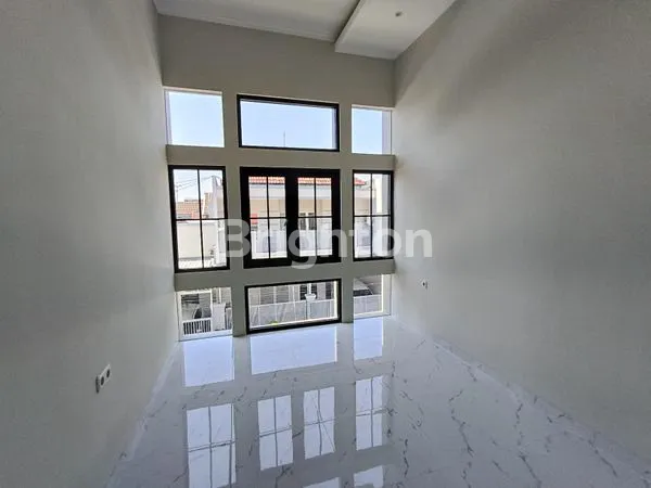 image NEW GRESS 2 LANTAI WISMA MUKTI KLAMPIS SELANGKAH KE RAYA MERR (7)