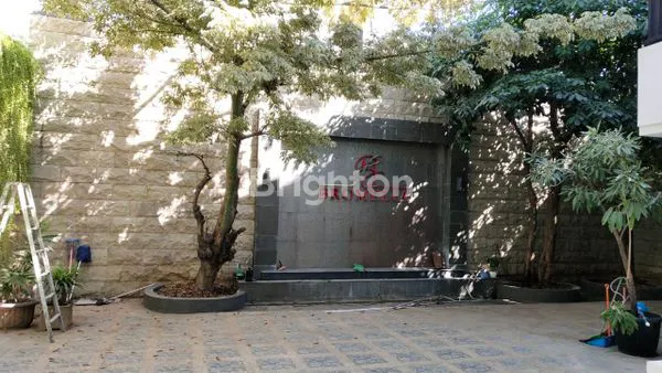 image RUKO 2 LT SIAP PAKAI TEPAT DI 0 JALAN RAYA JEMURSARI YANG SANGAT STRATEGIS UNTUK BISNIS RESTO, APOTIK,  BANK, KLINIK DLL (8)