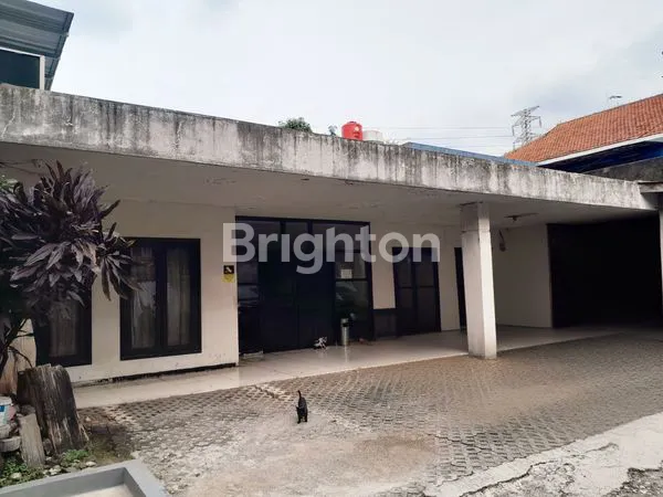 image RUMAH HITUNG TANAH LOKASI PREMIUM KOMERSIAL JL. KAPTEN TENDEAN – JAKARTA SELATAN (2)