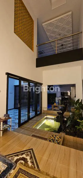 image VILLA / RUMAH MEWAH BARU 2 LANTAI DEKAT SKYLAND VIEW GUNUNG MENAWAN + KOLAM RENANG DEKAT KOTA BATU (3)