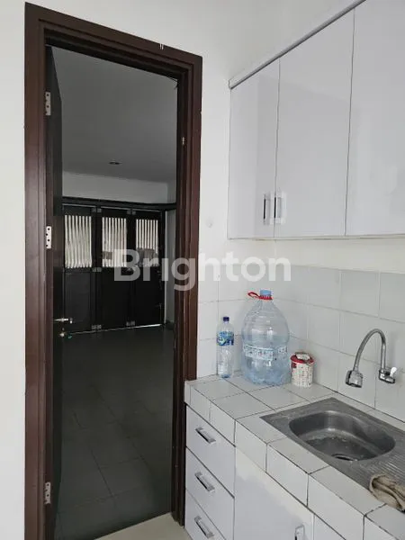 image RUMAH THE ICON TERAWAT BERSIH SIAP HUNI (3)