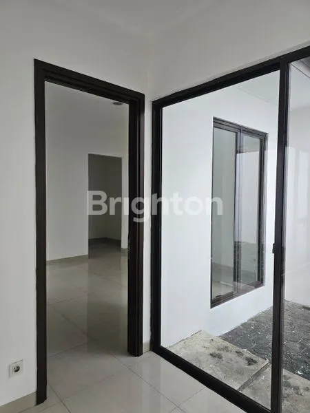 image RUMAH THE ICON TERAWAT BERSIH SIAP HUNI (5)