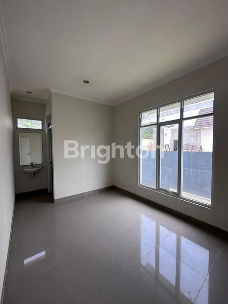 image RUMAH POSISI HOOK  LT 283M² DI CLUSTER EKSKLUSIF SIAP HUNI (6)