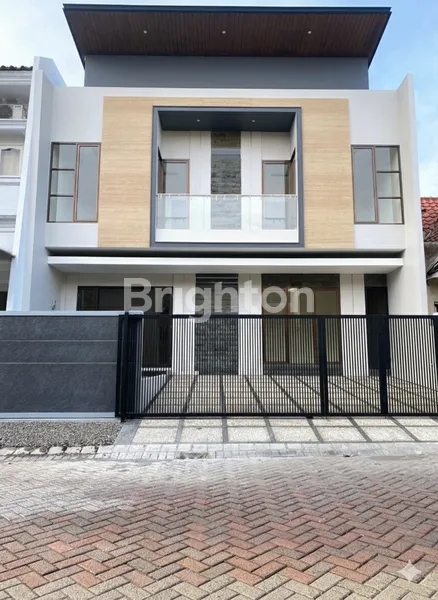 image RUMAH MINIMALIS MODERN LUX CITRALAND UTAMA INTERNATIONAL VILLAGE (1)